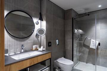 Фото номера Люкс Отель Radisson Hotel &amp; Suites, Gdansk г. Гданьск 2