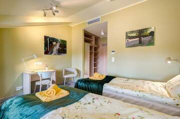 Фото номера Трехместный номер Отели типа «постель и завтрак» Ratusz B&amp;B г. Гданьск 7