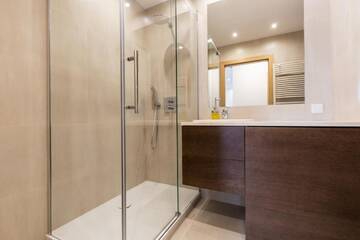 Фото номера Апартаменты с 2 спальнями Апартаменты Baltic Apartments Seaside Towers г. Гданьск 4