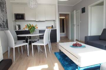 Фото номера Апартаменты с 2 спальнями Апартаменты Grand-Tourist Marine II г. Гданьск 81