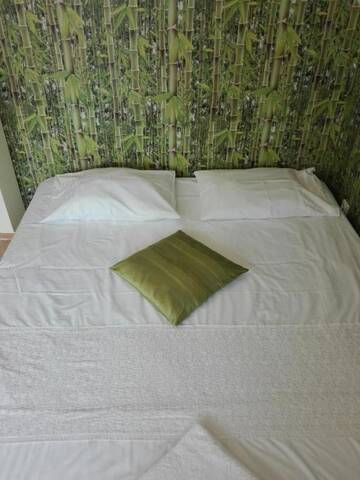 Фото номера Бюджетный двухместный номер с 1 кроватью Хостелы Hostel Madeira г. Гданьск 12