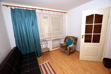 Фото номера Семейный номер с видом на сад Хостелы Hostel Madeira г. Гданьск 6