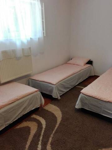 Фото номера Односпальная кровать в общем номере с 4 кроватями Хостелы Hostel Madeira г. Гданьск 3