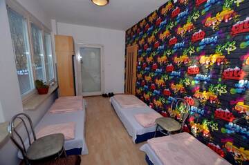 Фото номера Односпальная кровать в общем номере с 4 кроватями Хостелы Hostel Madeira г. Гданьск 2