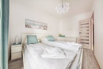 Фото номера Апартаменты с 1 спальней - 71 Chmielna Street Апартаменты Apartamenty Sun &amp; Snow Chmielna Park г. Гданьск 3