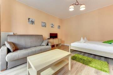Фото номера Апартаменты-студио с балконом, без парковки Апартаменты Apartamenty Apartinfo Chmielna Park г. Гданьск 5