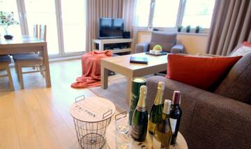 Фото номера Люкс (для 4 взрослых) Апартаменты IRS ROYAL APARTMENTS Apartamenty IRS Rezydencja Marina г. Гданьск 4