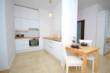 Фото номера Апартаменты-студио с балконом Апартаменты Apartamenty Szeroka - Old Town Holidays Home г. Гданьск 2