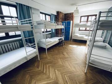 Фото номера Общий шестиместный номер для мужчин и женщин Хостелы Grand Hostel г. Гданьск 10