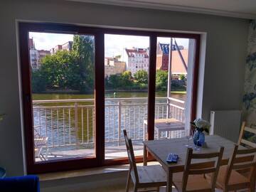 Фото номера Апартаменты Делюкс с видом на реку Хостелы WaterLane Island Hostel г. Гданьск 6