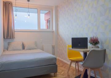Фото номера Двухместный номер с 1 кроватью Проживание в семье INITIUM rooms - Obrońców Wybrzeża 4D г. Гданьск 2