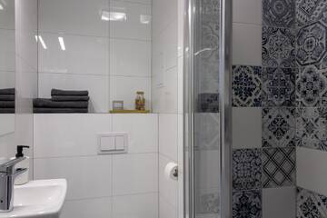 Фото номера Двухместный номер с 1 кроватью и балконом Проживание в семье INITIUM rooms - Obrońców Wybrzeża 4D г. Гданьск 8