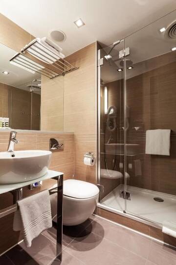 Фото номера Стандартный двухместный номер с 1 кроватью Отель Hotel Mercure Gdańsk Stare Miasto г. Гданьск 12