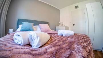 Фото номера Апартаменты Делюкс Апарт-отели Apartamenty Baltica Towers Modern White&amp;Black г. Гданьск 20