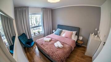 Фото номера Апартаменты Делюкс Апарт-отели Apartamenty Baltica Towers Modern White&amp;Black г. Гданьск 21