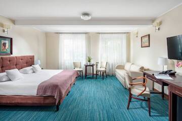 Фото номера Улучшенный двухместный номер с 1 кроватью Отель Hotel Bonum Old Town г. Гданьск 6