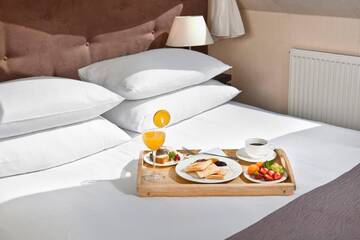 Фото номера Улучшенный двухместный номер с 1 кроватью Отель Hotel Bonum Old Town г. Гданьск 7