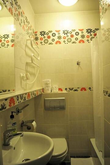 Фото номера Двухместный номер с 2 отдельными кроватями Отели типа «постель и завтрак» AGIS Pokoje Gościnne г. Гданьск 8